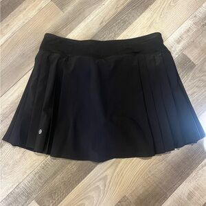 Lululemon High Rise Side Pleat Tennis Skirt. Size 8. In great condition!